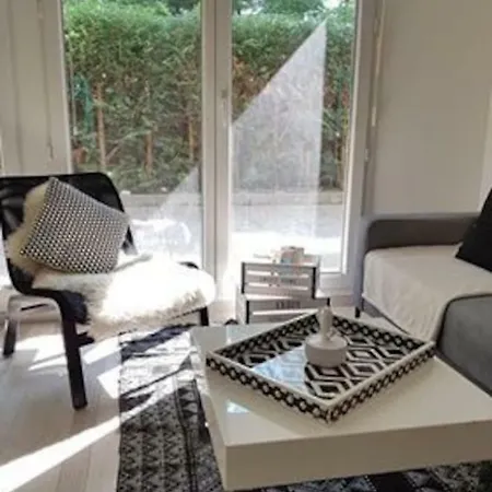 Bel Design Entierement Equipe Apartmán Saint-Louis (Haut-Rhin)